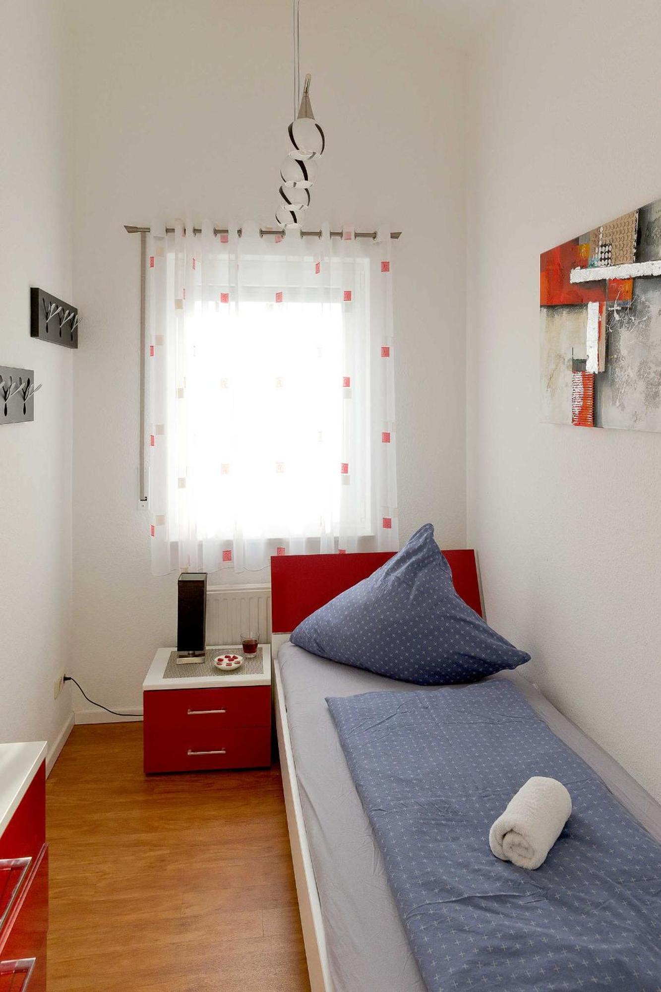 Apartment Glienbergweg 26 A *